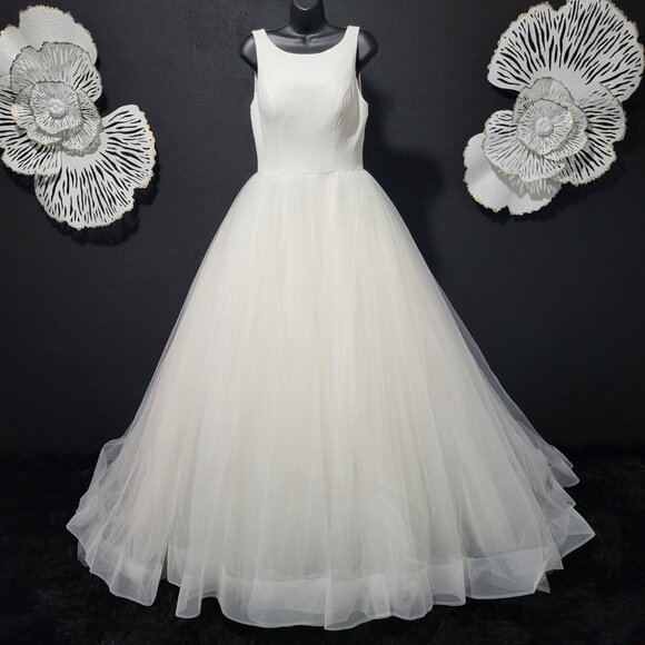 $1780~JUSTIN ALEXANDER~4/6~IVORY OFF WHITE FIT & FLARE BALLGOWN WEDDING DRESS - Picture 3 of 16